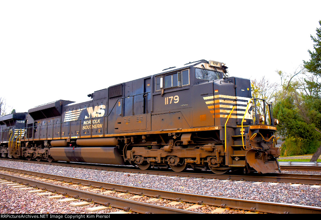 NS 1179